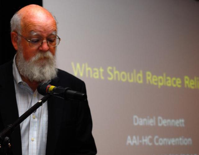 Daniel Dennett au podium, 2010-10-02